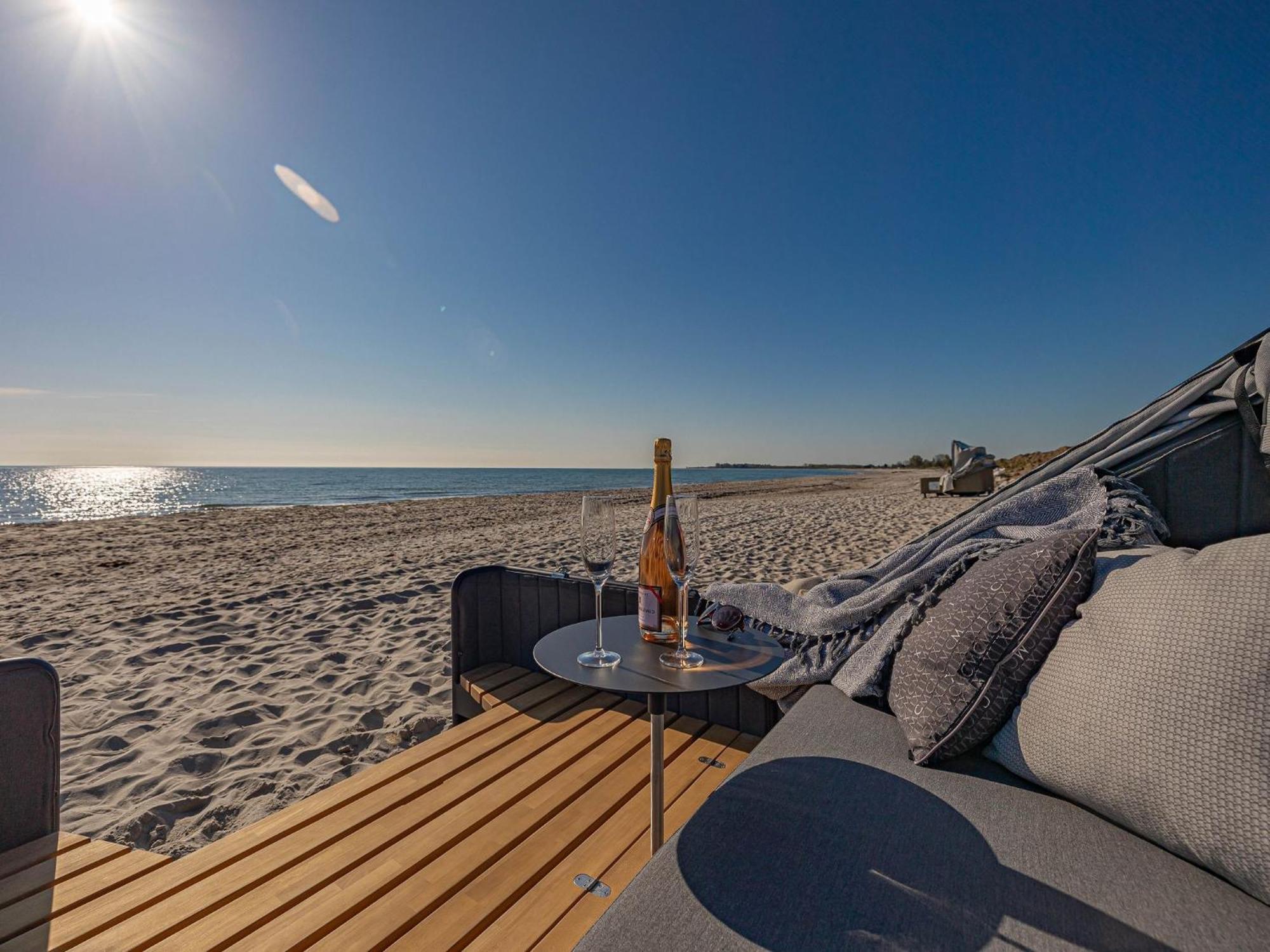 Strand Lounge Kronsgaard Eksteriør bilde